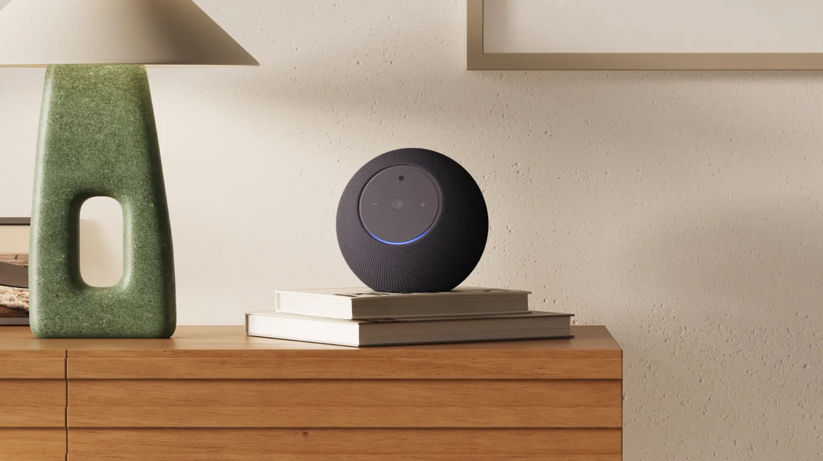 Amazon lansează Echo Studio cu cameră: 250 dolari