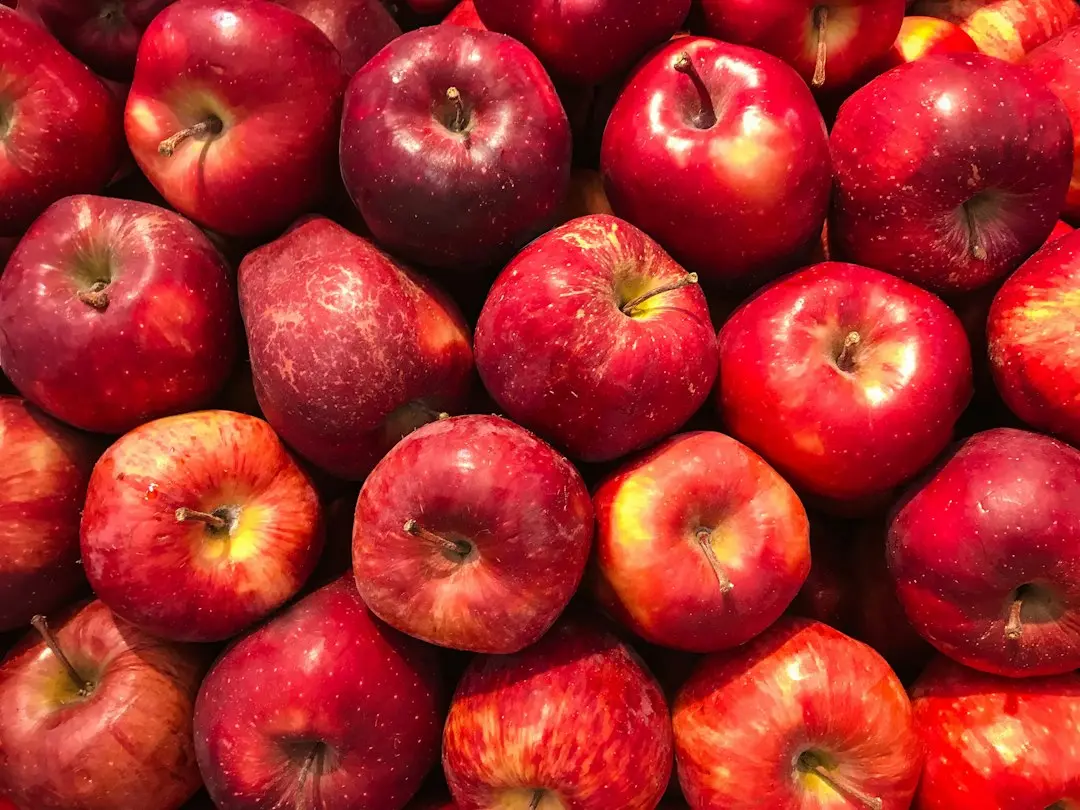 Apple lansează MacBook Pro, iPad mini și iMac cu cipuri M6