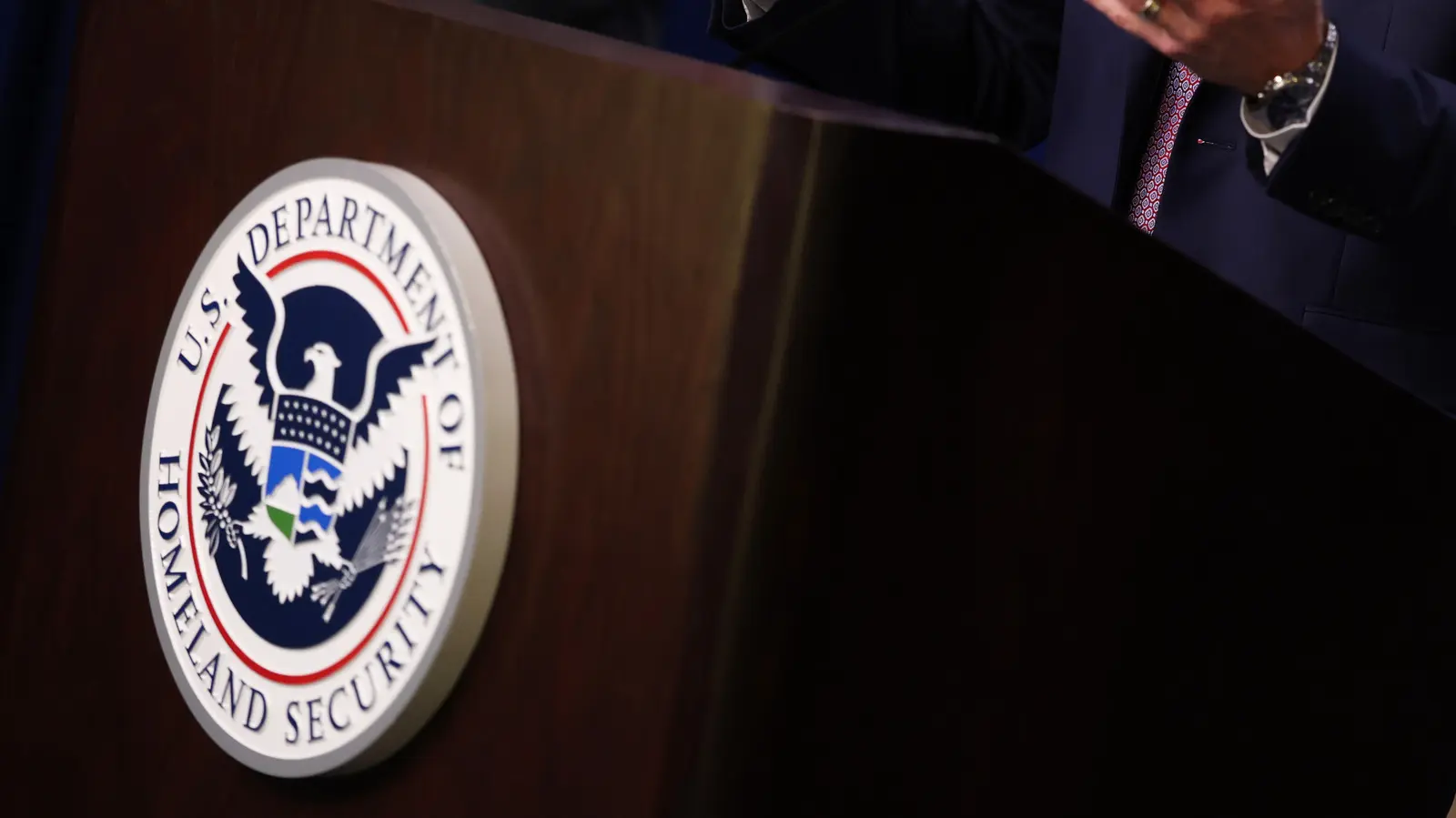 DHS interzice utilizarea DeepSeek în toate agențiile civile federale
