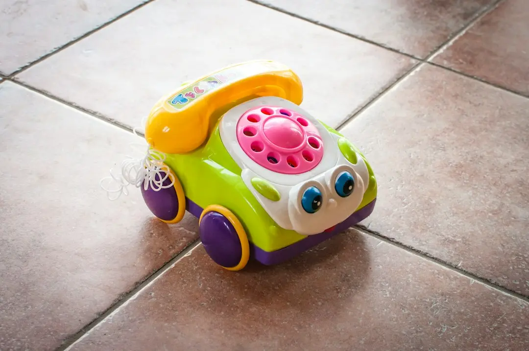 Cum să transformi un telefon vechi într-un server casnic puternic