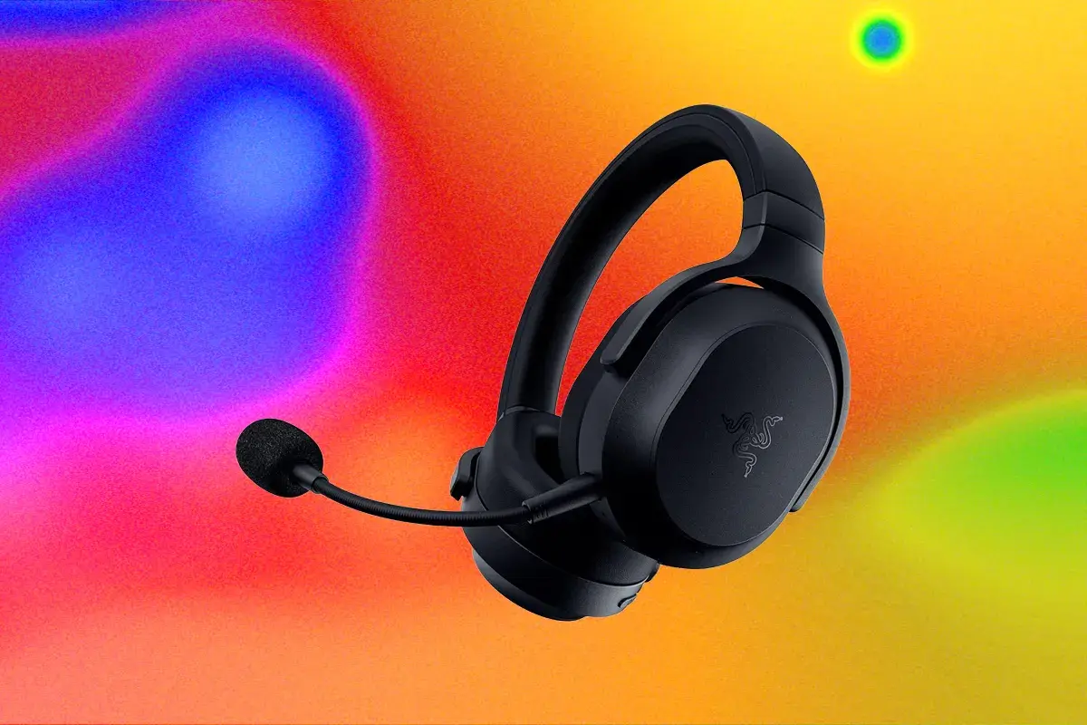 Razer Barracuda V2 Pro: Căști care fac pod între gaming și birou